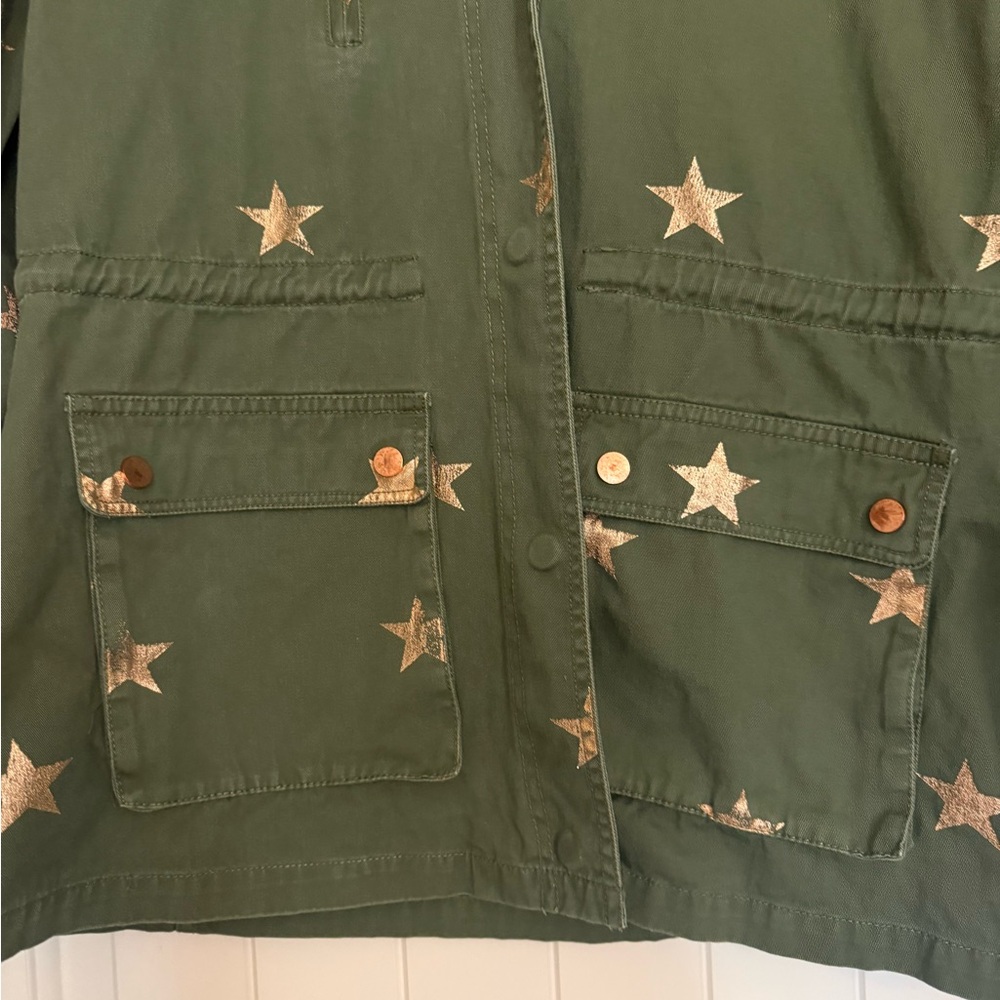Romeo & Juliet Couture Green Utility Jacket with Gold Stars - Picture 3 of 5